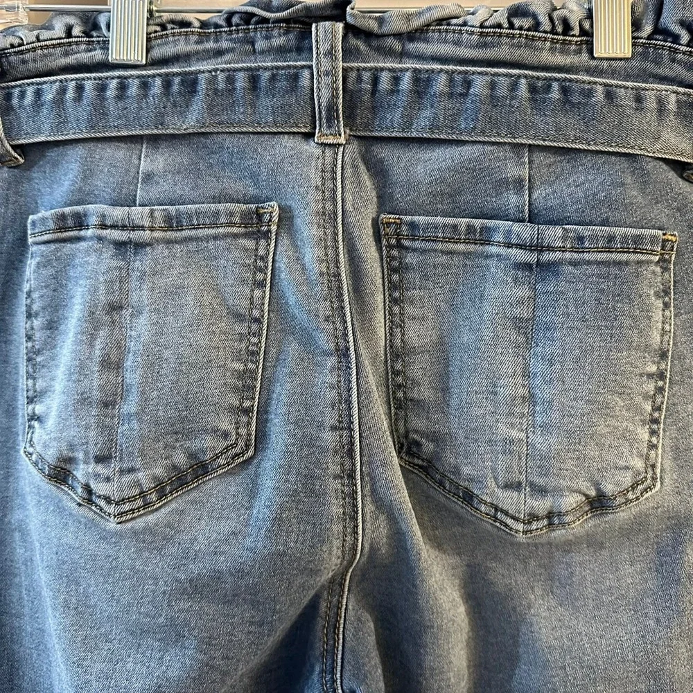 ASHLEY MASON Paperbag‎ High Waist Belted Denim Jeans Size 9 Frayed Raw Hem